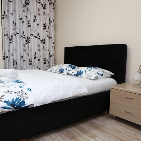 Ergi'S Host Apartment Τίρανα Εξωτερικό φωτογραφία
